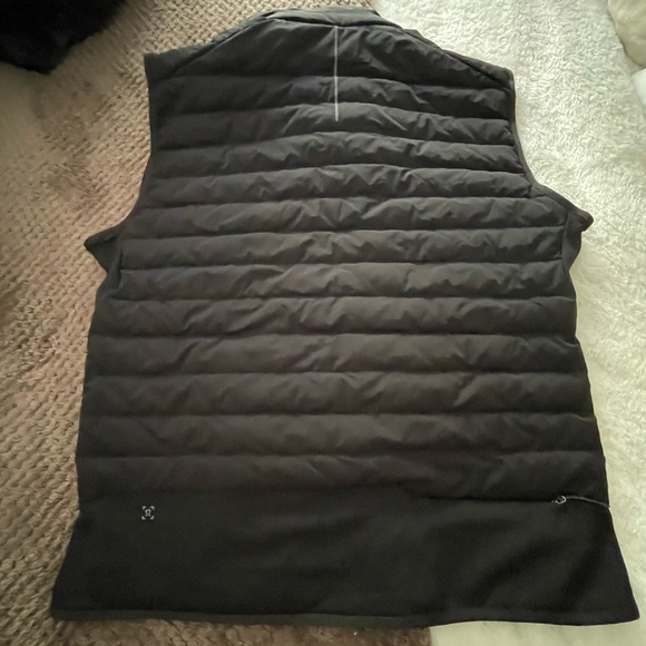 Men’s XL Lululemon Vest BNWT - Picture 10 of 14